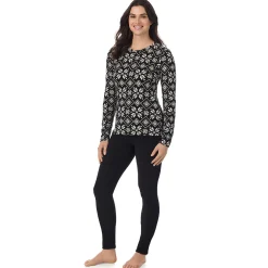 Fleecewear With Stretch Long Sleeve Crew